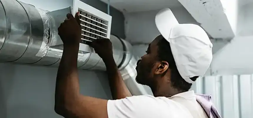 Our Licensed And Insured Cleaners in Burbank, CA